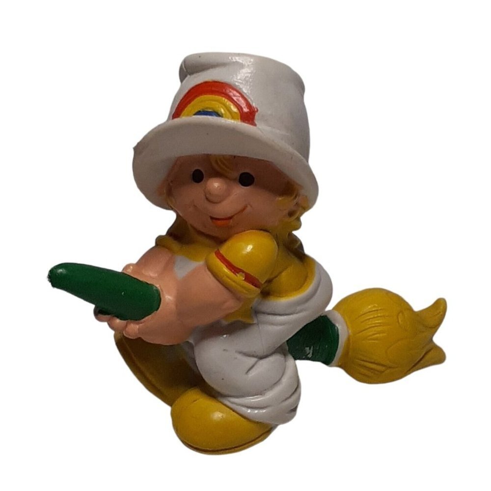 Rainbow Kids Sunny 2" PVC Figure Flying Paintbrush Yellow 1980 Wallace Berrie